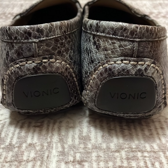 Vionic Loafers Sydney Python Print Snake Shoes Flat 9.5 - Picture 5 of 7